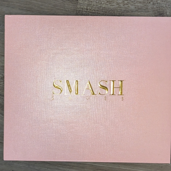 New In Box - Smash Shoes Leopard Print Ankle Booties Size 10 - Picture 4 of 4